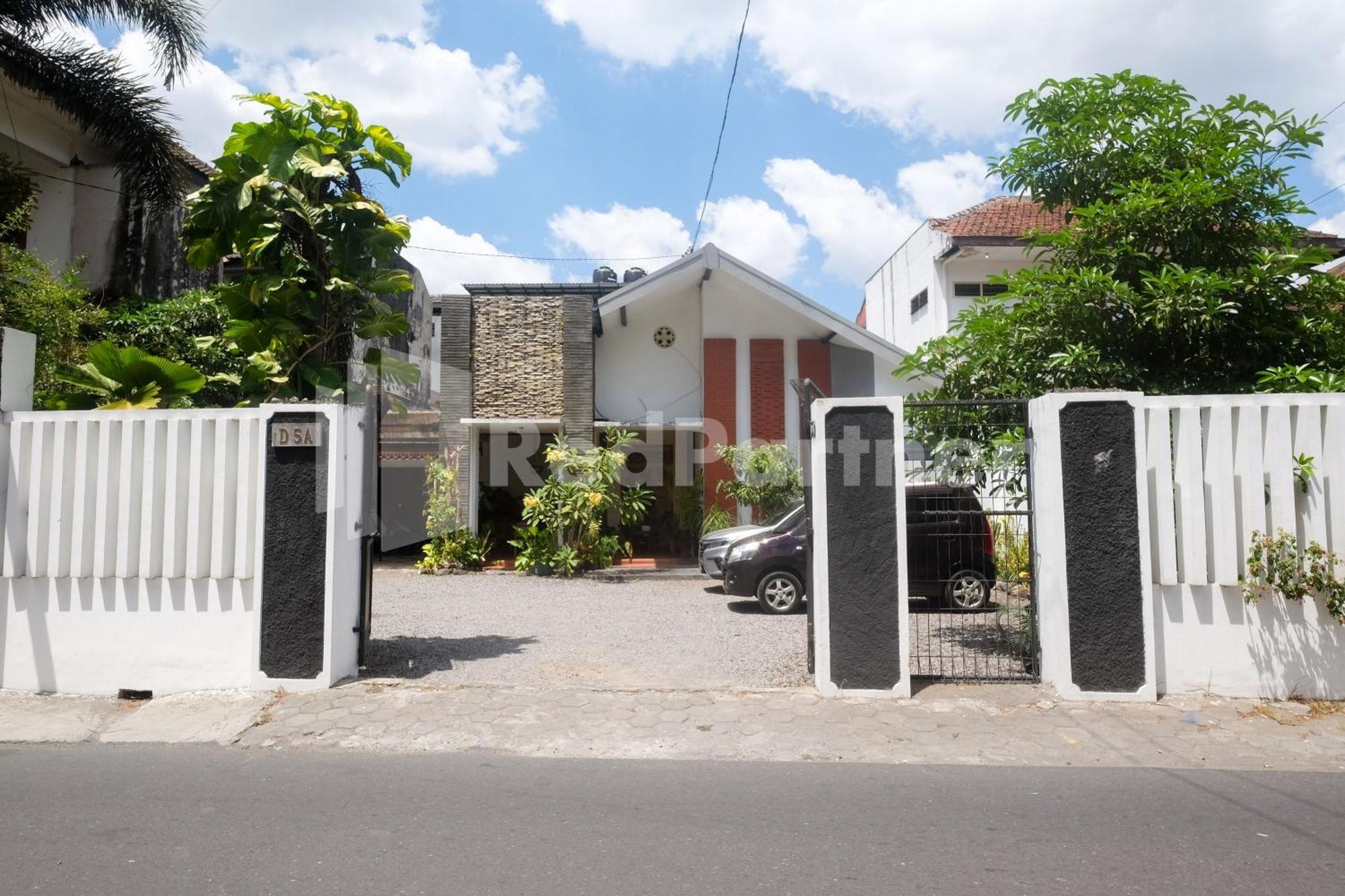 Ndliman House Near Ugm Jogja Mitra Reddoorz Hotel Kejayan Ngoại thất bức ảnh