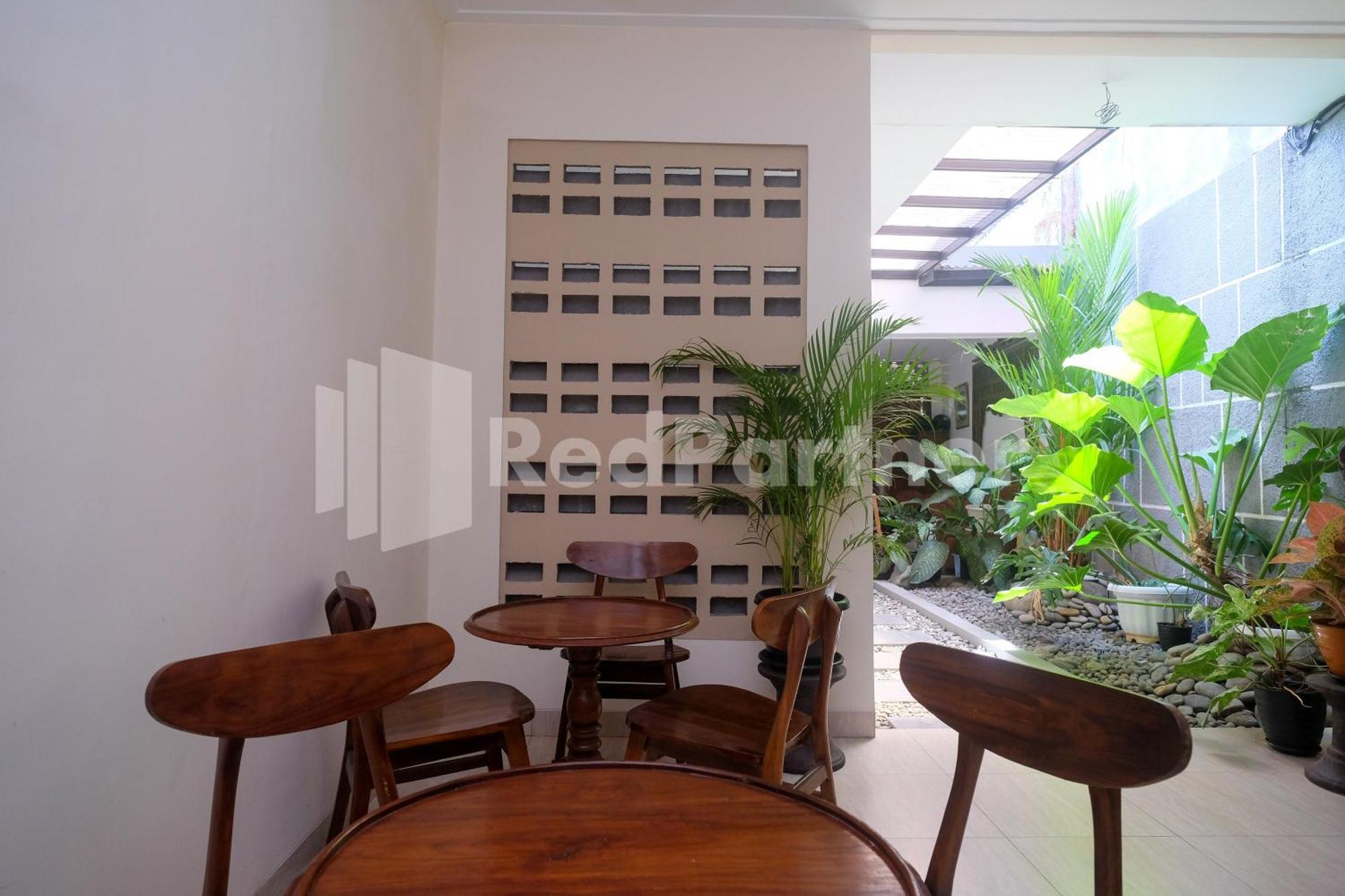 Ndliman House Near Ugm Jogja Mitra Reddoorz Hotel Kejayan Ngoại thất bức ảnh