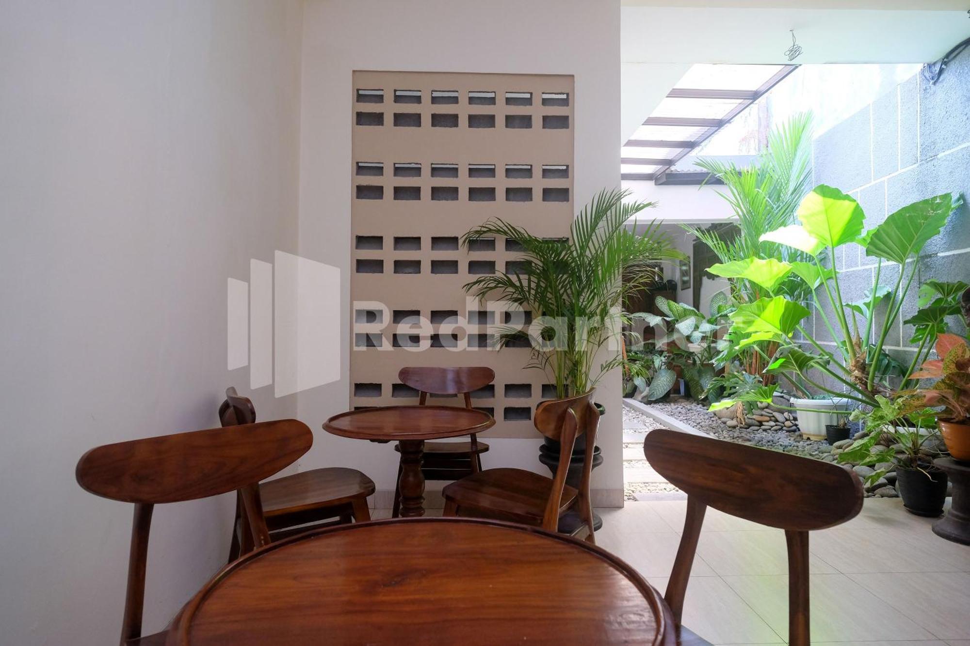 Ndliman House Near Ugm Jogja Mitra Reddoorz Hotel Kejayan Ngoại thất bức ảnh