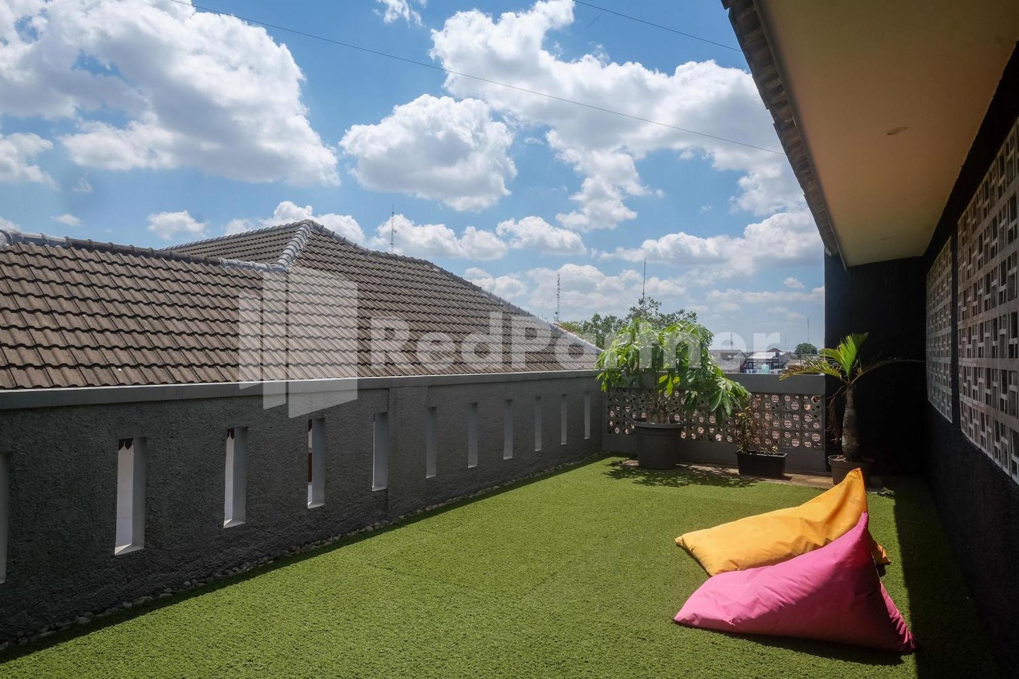 Ndliman House Near Ugm Jogja Mitra Reddoorz Hotel Kejayan Ngoại thất bức ảnh