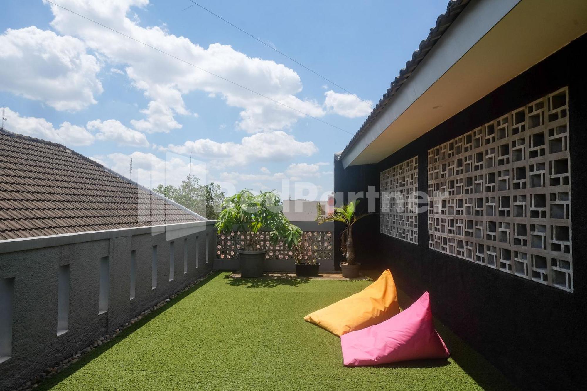 Ndliman House Near Ugm Jogja Mitra Reddoorz Hotel Kejayan Ngoại thất bức ảnh
